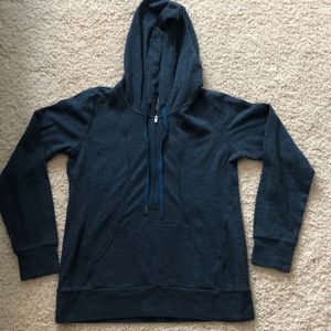 Pullover workout hoodie